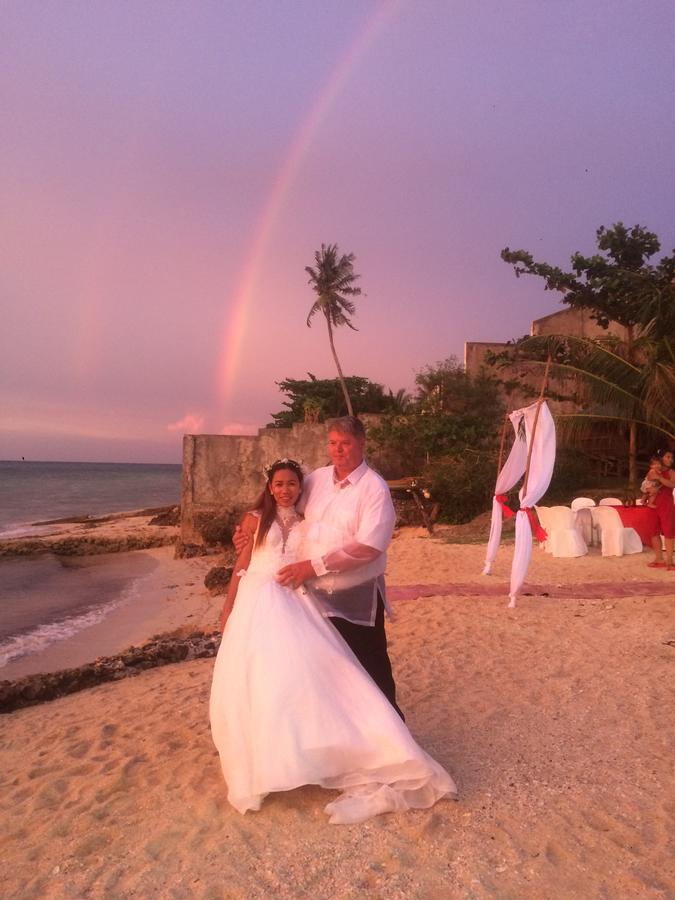 فندق Daanbantayanفي  We Call It Rainbow Paradise المظهر الخارجي الصورة